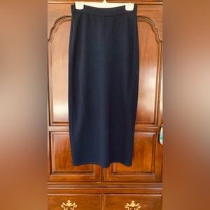 ST JOHN classic navy blue maxi skirt, size 4